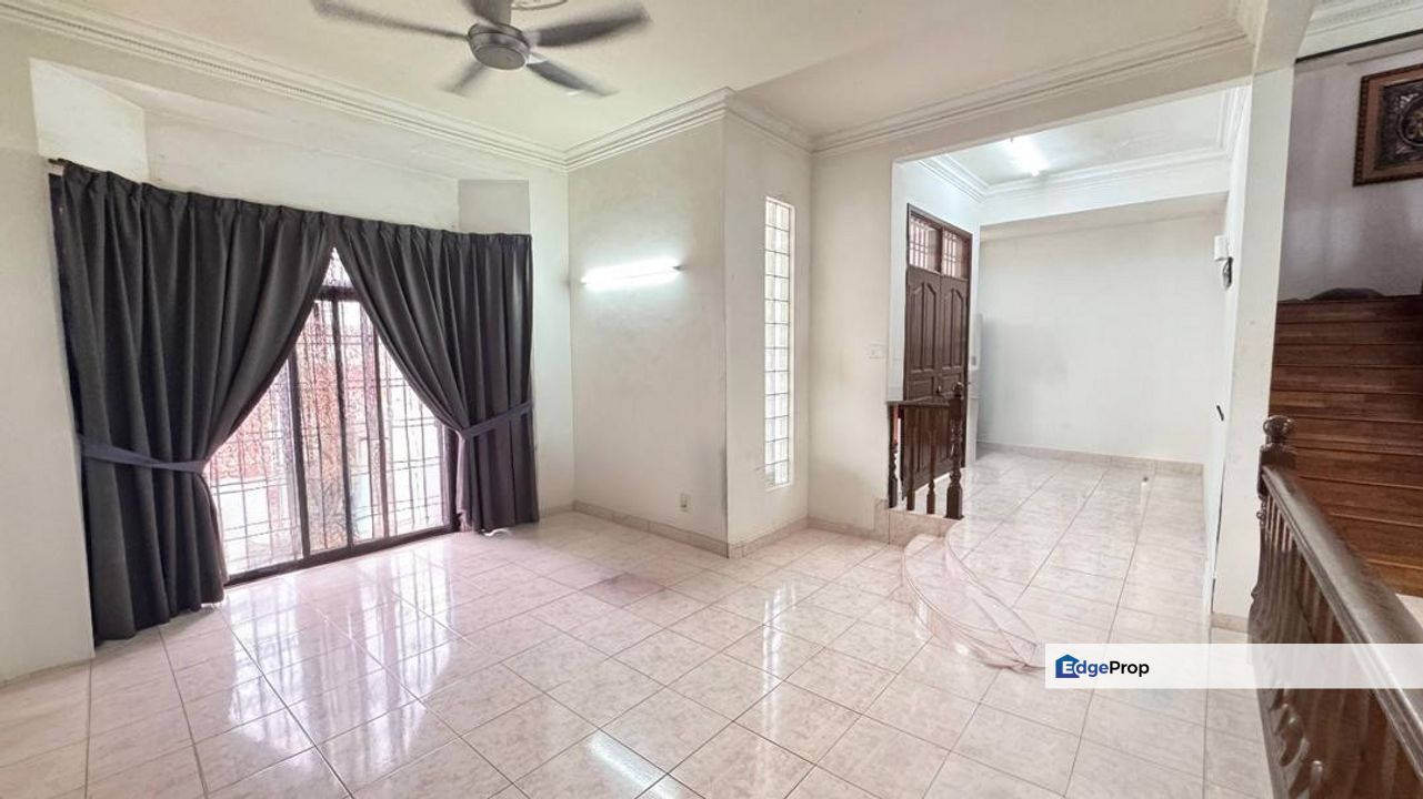 2 Storey Semi-D @ Taman Sutera, Johor, Johor Bahru