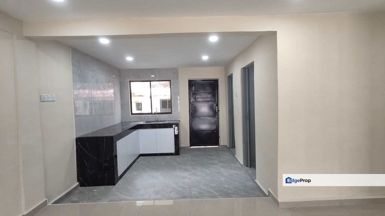 2 Storey Low Cost @ Taman Plentong Utama, Johor, Plentong