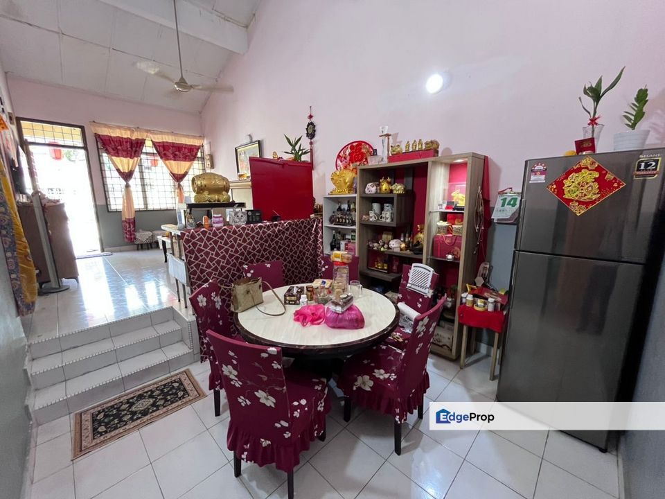 1 Storey End Lot Terrace @ Taman Rinting, Johor, Masai