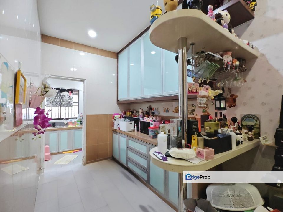 Single Storey End Lot Terrace @ Jalan Beringin Taman Rinting, Johor, Masai