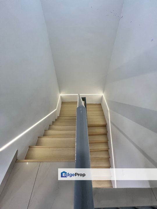 Double Storey Terrace @ Bukit Kempas, Johor, Johor Bahru