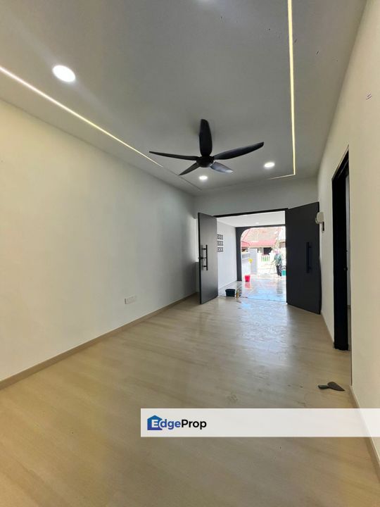 Single Storey Terrace @ Dataran 1 Taman Kempas, Johor, Johor Bahru