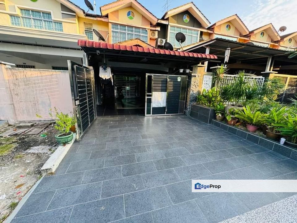 Double Storey Terrace @ Taman Scientex for Sale @RM410,000 By HONG NG ...