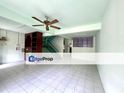 Double Storey Terrace @ Taman Putri Kulai, Johor, Kulai