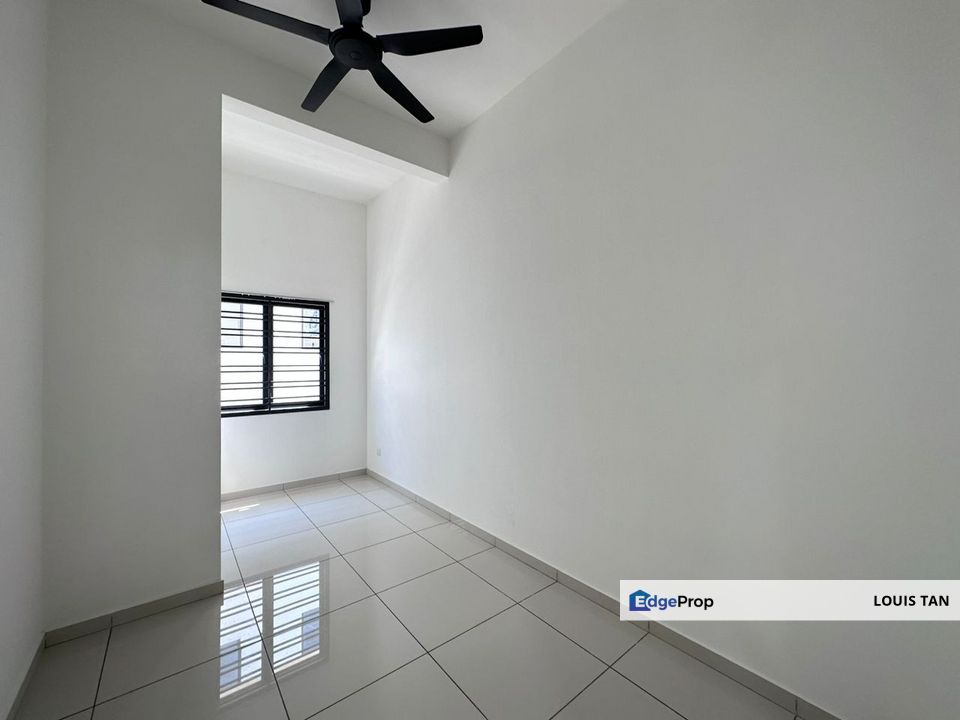 🏡 Double Storey Mount Austin Crest Near Jp Perdana Kitchen Cabinet Taman Daya Setia Indah, Johor, Johor Bahru