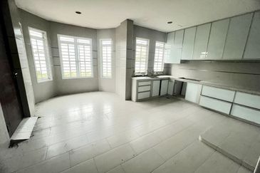 Bandar Baru Seri Alam