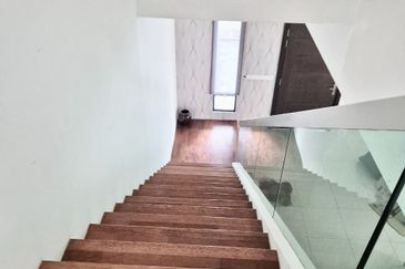 The Golf East @ Horizon Hills Double Storey Semi Detached For Sale Now!