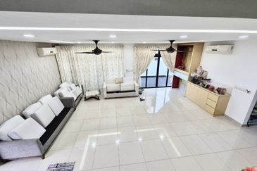 The Golf East @ Horizon Hills Double Storey Semi Detached For Sale Now!