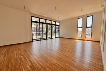 The Woodlands @ Horizon Hills - 3 Storey Corner Bungalow with Lift For Rent