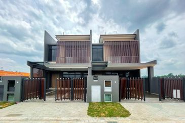 Aurora Resort Villas