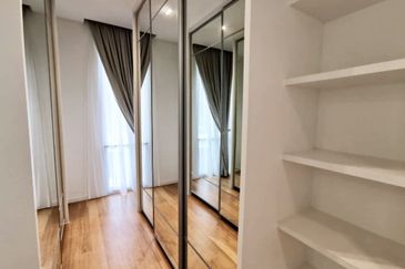 Emerald Bay @ Puteri harbour