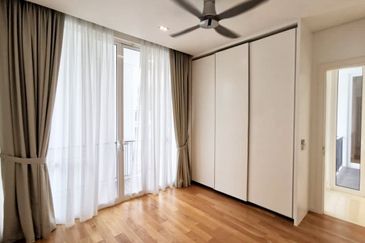 Emerald Bay @ Puteri harbour