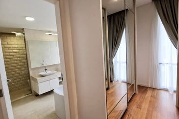 Emerald Bay @ Puteri harbour