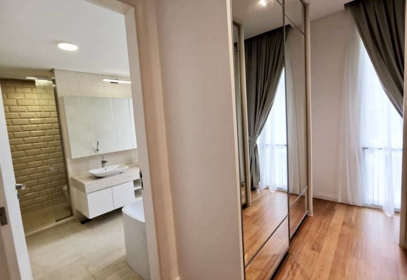 Emerald Bay @ Puteri harbour