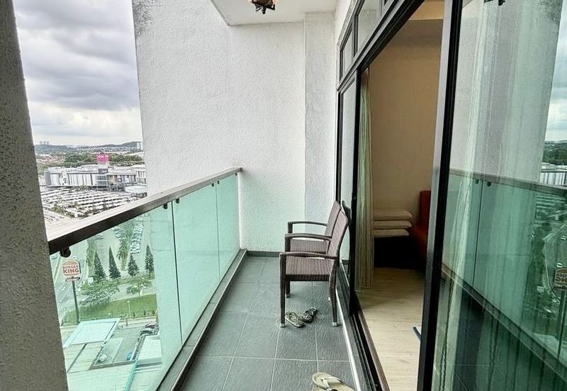 Sky Loft Premium Suites, Bukit Indah