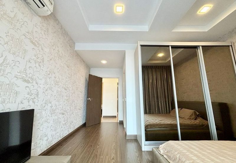 Sky Loft Premium Suites, Bukit Indah