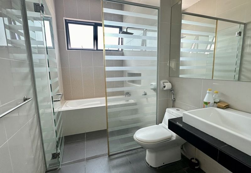 Sky Loft Premium Suites, Bukit Indah