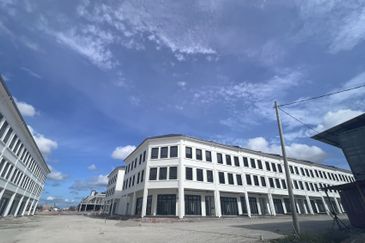 Eco Boulevard 2 @ Eco Botanic