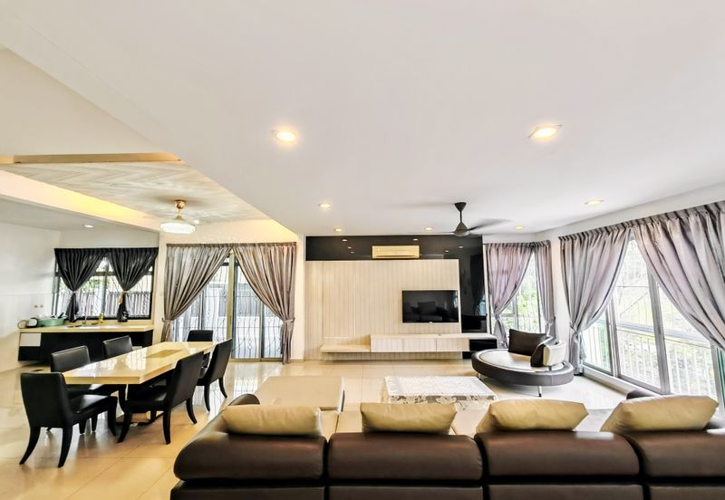 The Gateway @ Horizon Hills 2.5 Storey Semi Detached House For Sale Now!