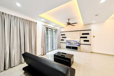 The Gateway @ Horizon Hills 2.5 Storey Semi Detached House For Sale Now!