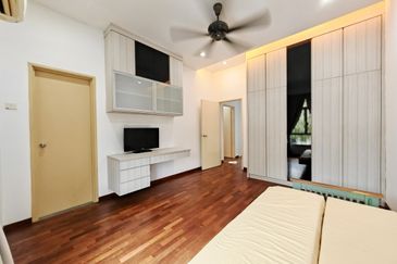 The Gateway @ Horizon Hills 2.5 Storey Semi Detached House For Sale Now!