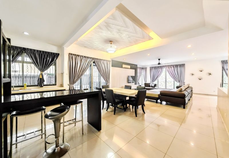 The Gateway @ Horizon Hills 2.5 Storey Semi Detached House For Sale Now!