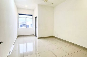 The Green @ Horizon Hills - Double Storey Terrace House For Sale Now!