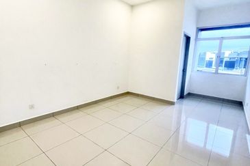 The Green @ Horizon Hills - Double Storey Terrace House For Sale Now!