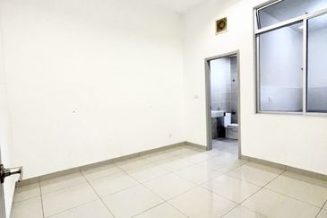 The Green @ Horizon Hills - Double Storey Terrace House For Sale Now!