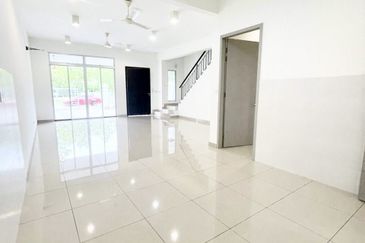 The Green @ Horizon Hills - Double Storey Terrace House For Sale Now!