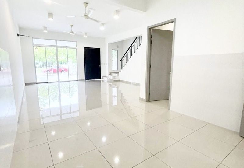 The Green @ Horizon Hills - Double Storey Terrace House For Sale Now!