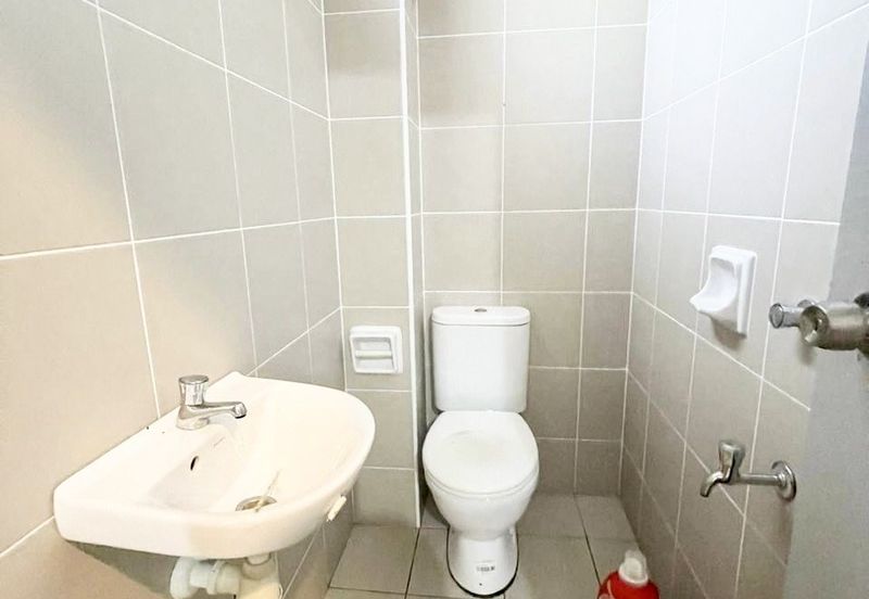 The Green @ Horizon Hills - Double Storey Terrace House For Sale Now!