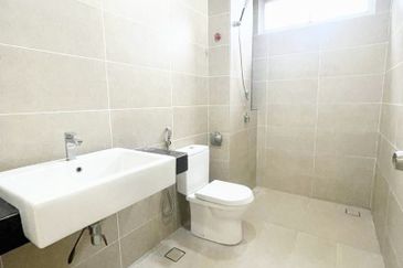 The Green @ Horizon Hills - Double Storey Terrace House For Sale Now!