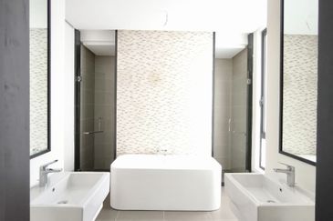 Avira Garden Terraces @ Medini