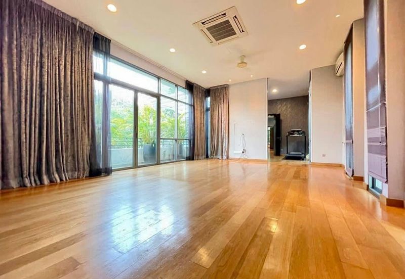 The Residence, Mont Kiara