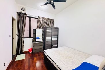 The Canal Garden South @ Horizon Hills 3 Storey Semi Detached (Cluster Type) For Sale Now!