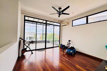 The Canal Garden South @ Horizon Hills 3 Storey Semi Detached (Cluster Type) For Sale Now!