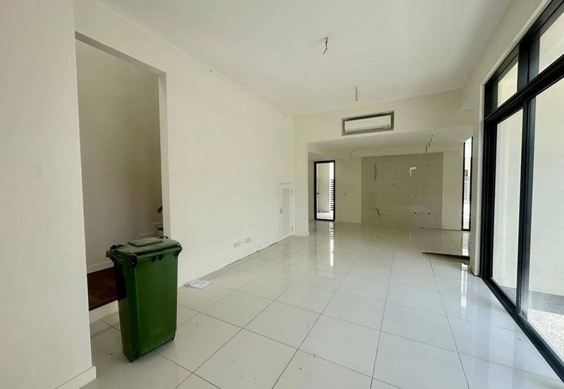 Avira Garden Terraces @ Medini