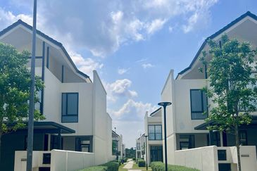 Avira Garden Terraces @ Medini