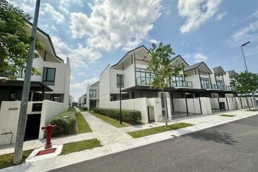 Avira Garden Terraces @ Medini