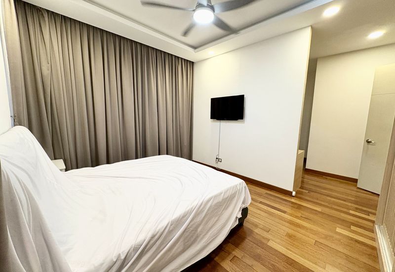 The Canal Garden South, Horizon Hills