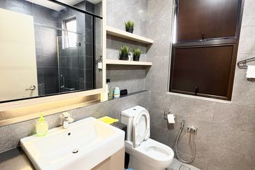 The Canal Garden South, Horizon Hills