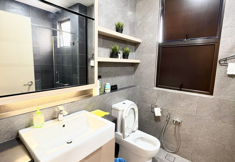 The Canal Garden South, Horizon Hills