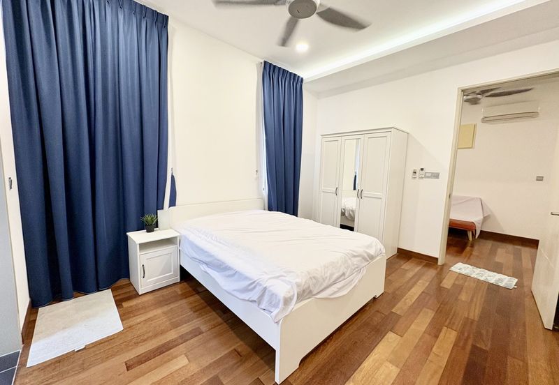 The Canal Garden South, Horizon Hills