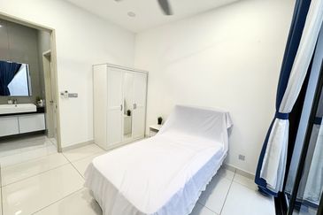 The Canal Garden South, Horizon Hills