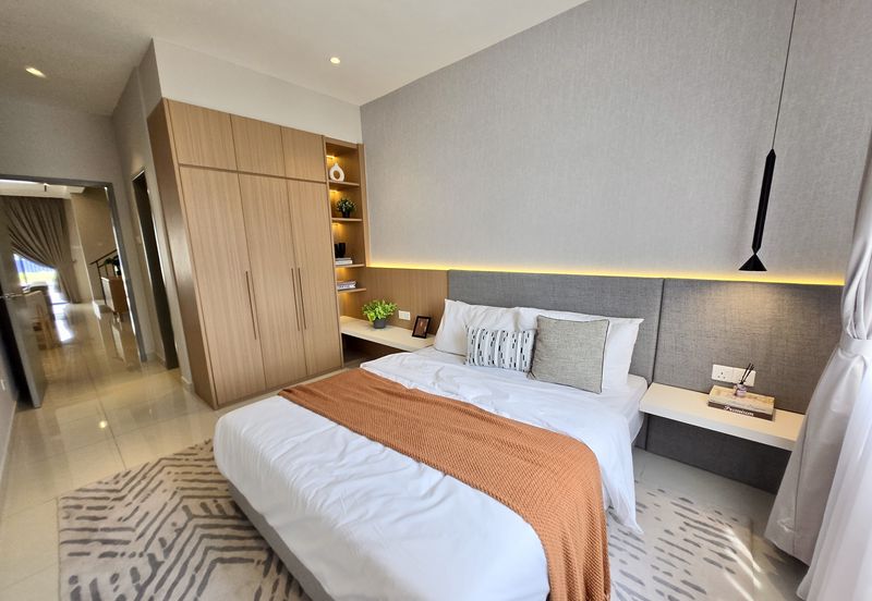 Taman Nusa Melati / Melati Heights Gelang Patah Johor Bahru - New 2 Storey Terrace House