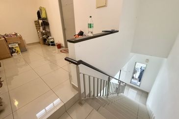 The Green @ Horizon Hills Double Storey Superlink House For Sale Now!