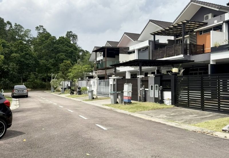 The Green @ Horizon Hills Double Storey Superlink House For Sale Now!