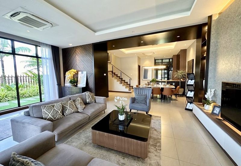 Iskandar Puteri 2 Storey Superlink House For Sale!