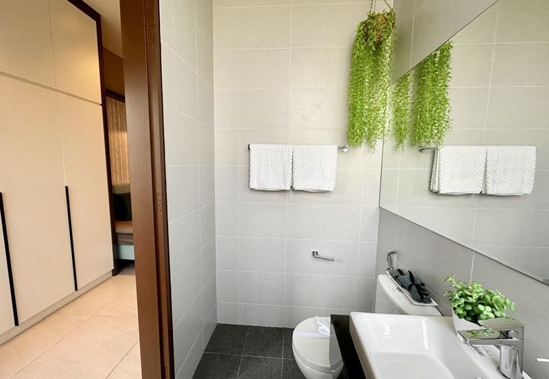 Iskandar Puteri 2 Storey Superlink House For Sale!